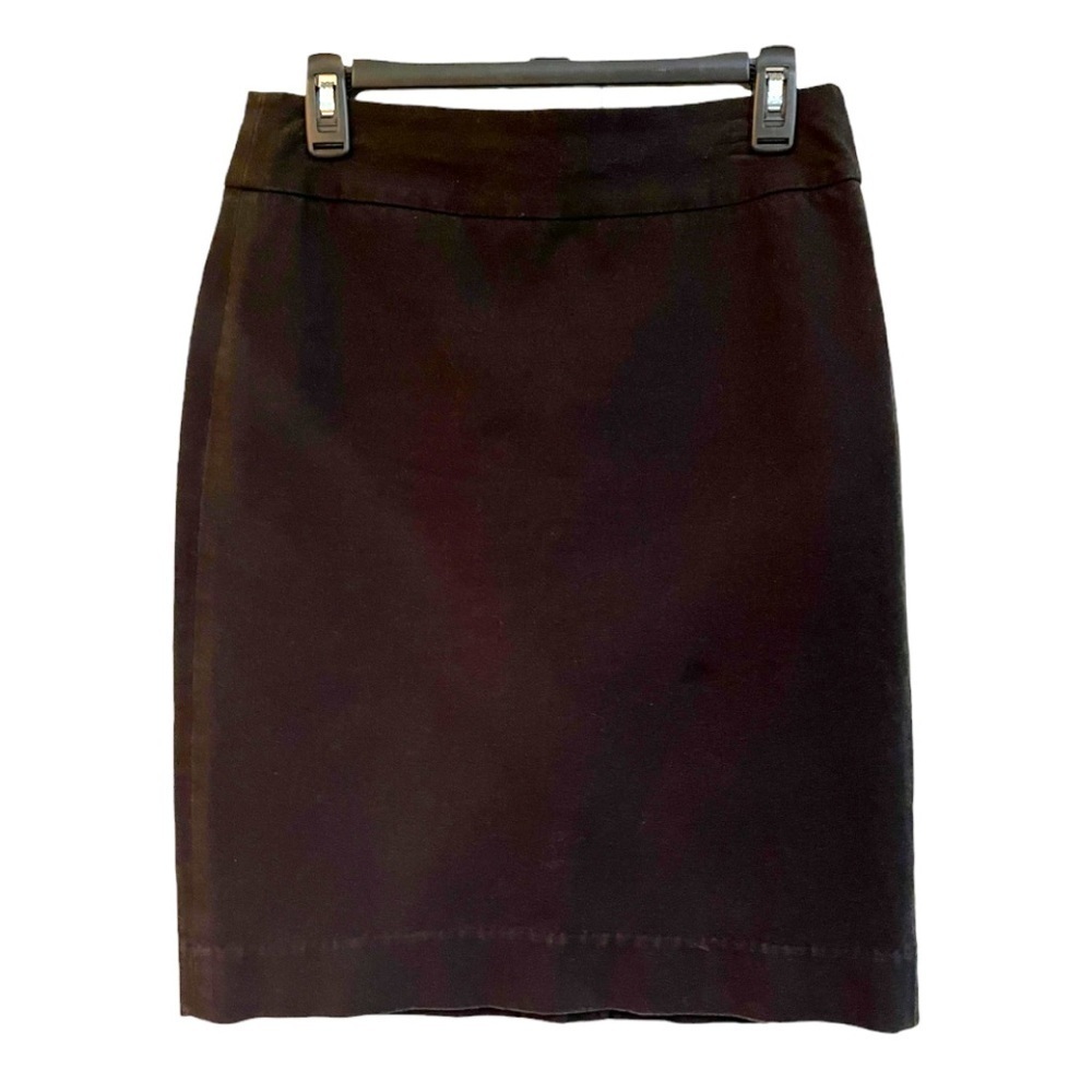 BANANA REPUBLIC, STRETCH, BLACK, MINI, PENCIL SKIRT. 2 1/2”WAISTBAND. SIZE 8